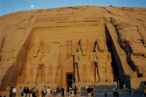 Moonset over Abu Simbel