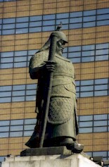 Admiral Yi Sun-shin, he of the Turtle Boats